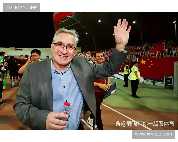 各界大佬幽默调侃足球明星引发热议明星背后的趣事曝光